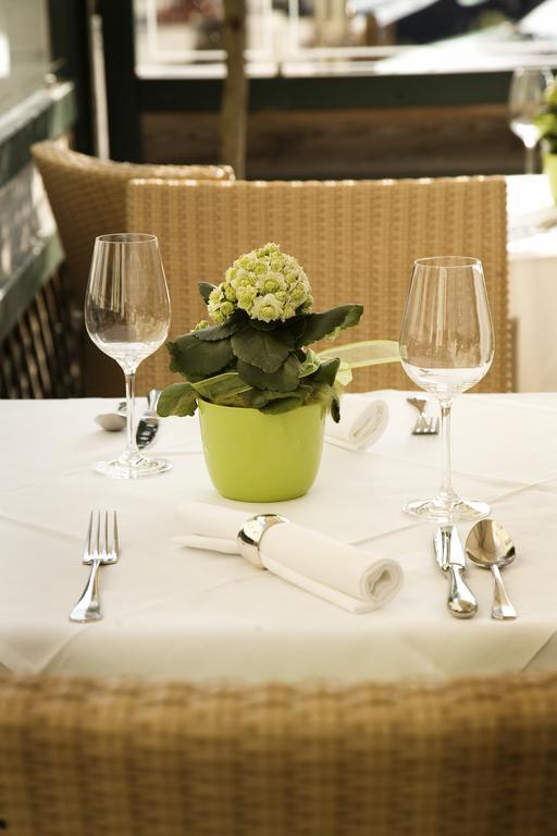 Hotel & Restaurant Stern กมึนด์ ภายนอก รูปภาพ