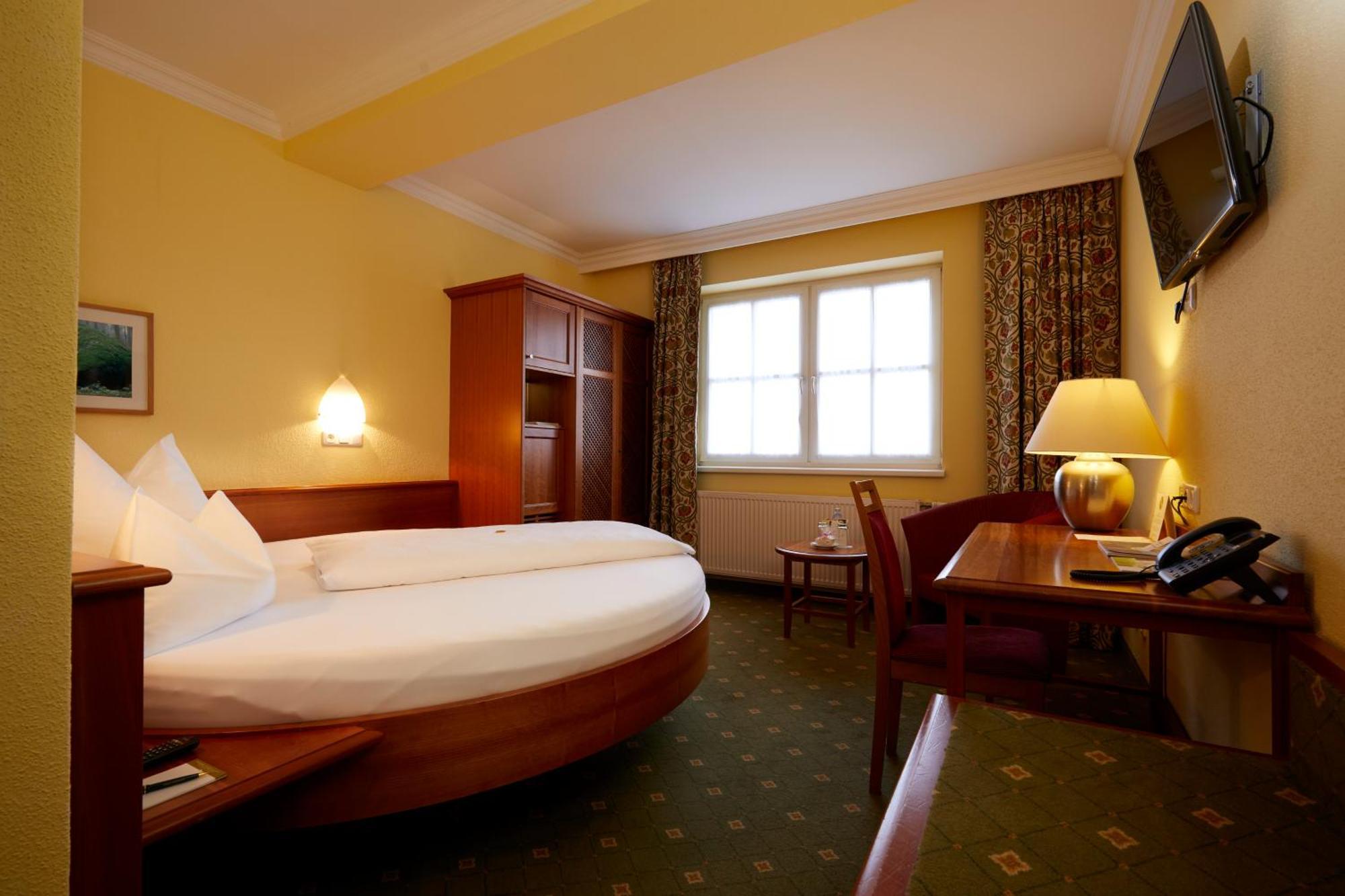Hotel & Restaurant Stern กมึนด์ ห้อง รูปภาพ